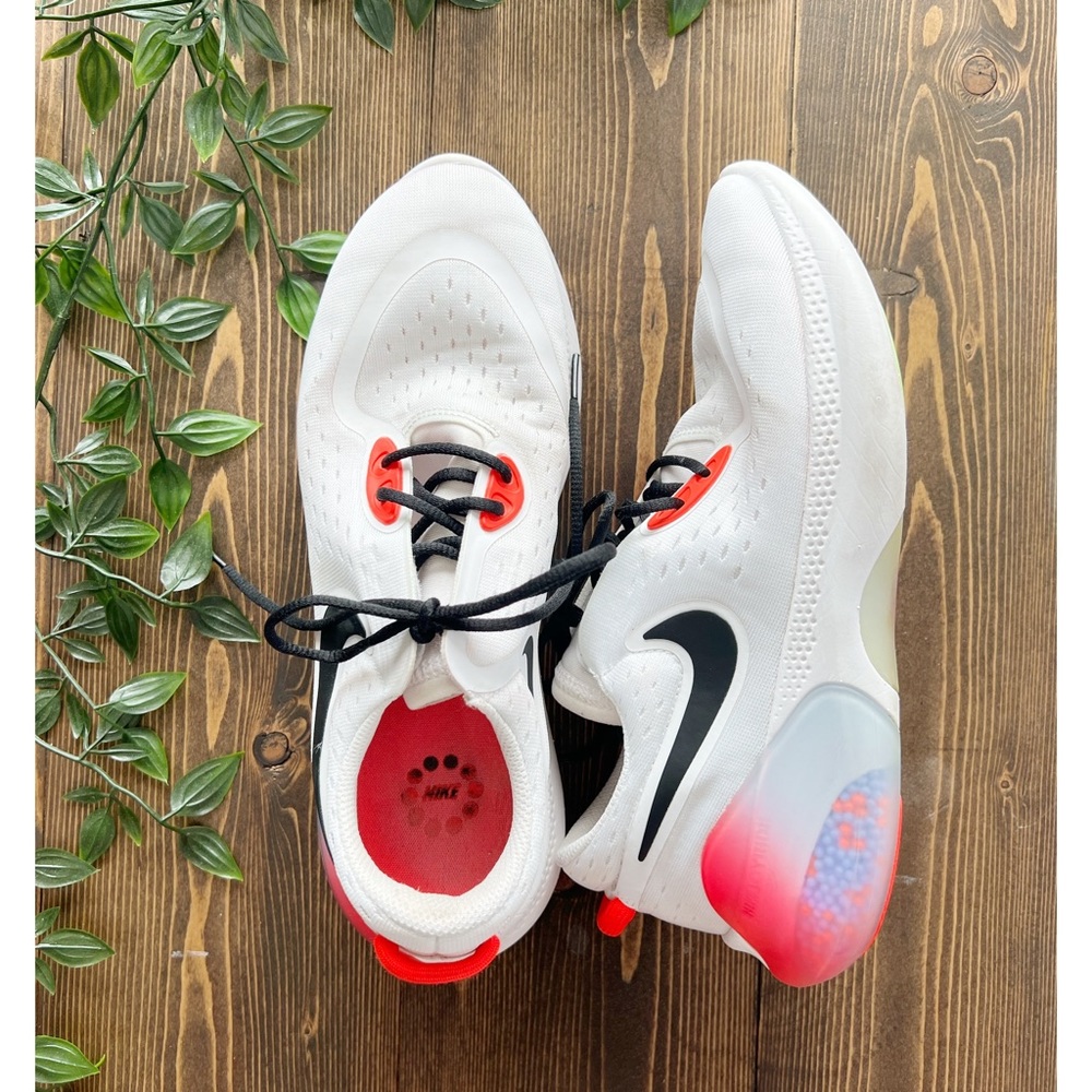 Nike Joyride Sneakers